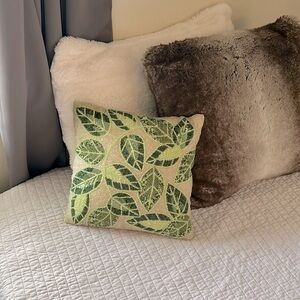 Pier 1 fully Beaded sequins green Leaf boho tropical art Decorative Pillow 14X14